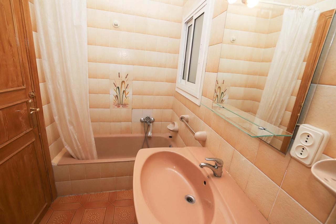 Differentflats Florida Apartment ซาลอว์ ภายนอก รูปภาพ